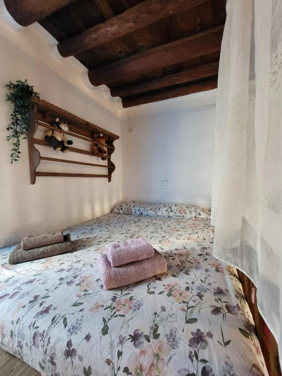 My Sweet Greek Dream - Traditional Home Soroni Exterior photo