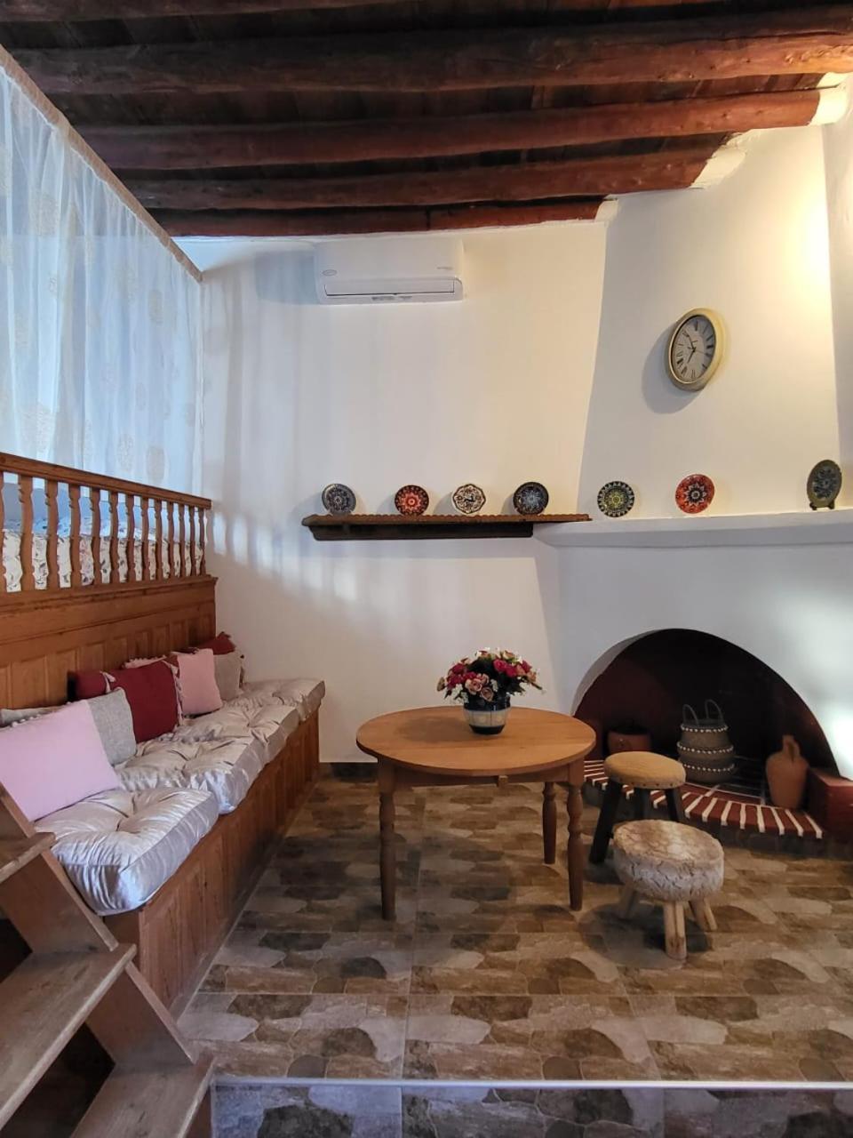 My Sweet Greek Dream - Traditional Home Soroni Exterior photo