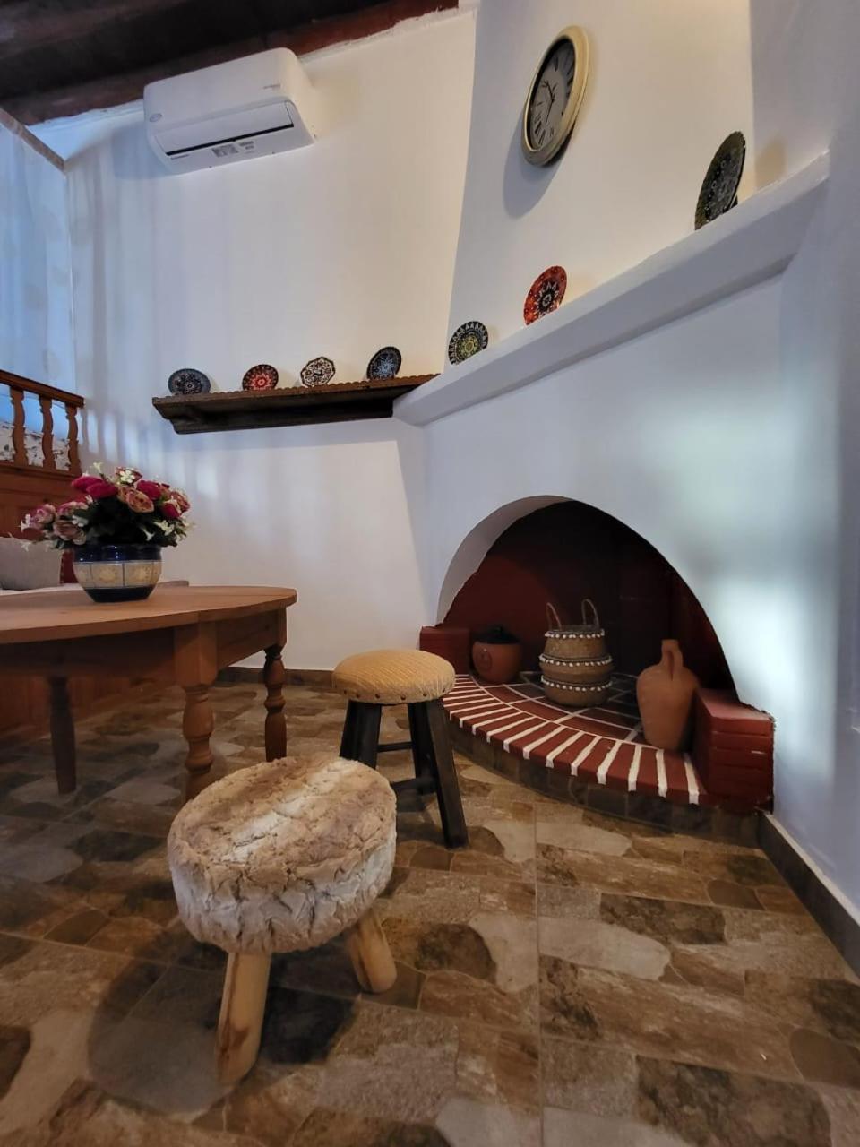 My Sweet Greek Dream - Traditional Home Soroni Exterior photo